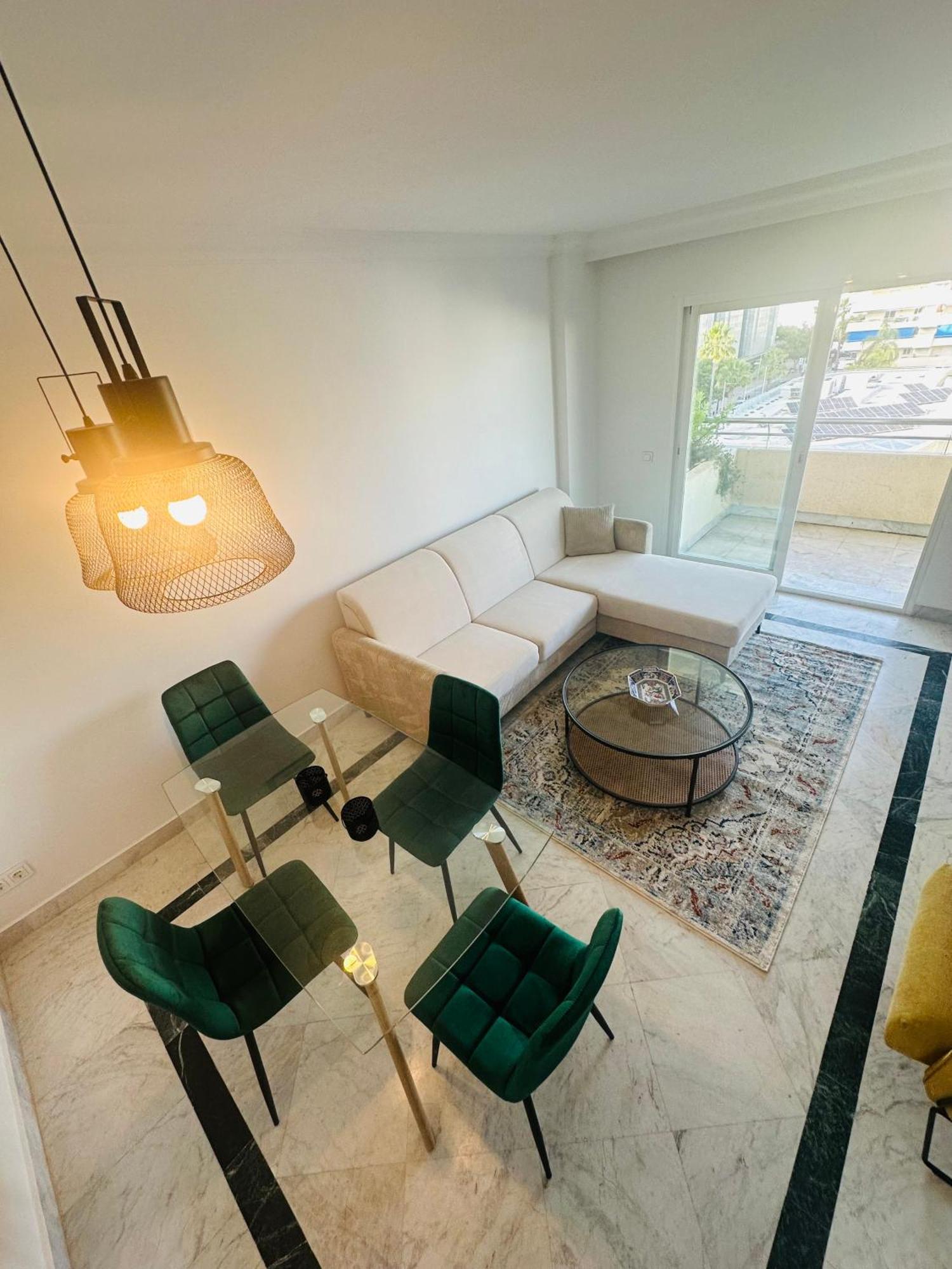 Apartamento Homelystay - Marbella, Marina Banus